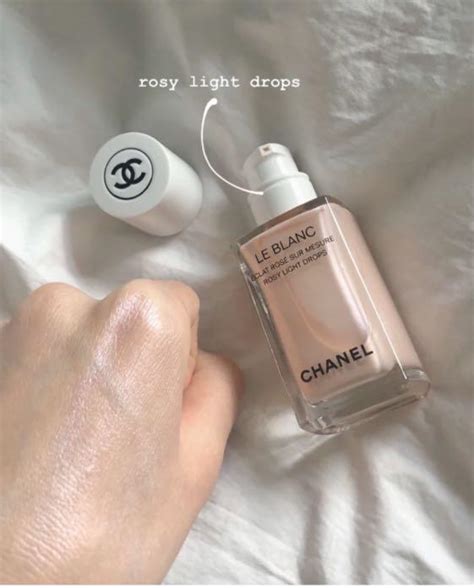 chanel rosy le blanc highlighter